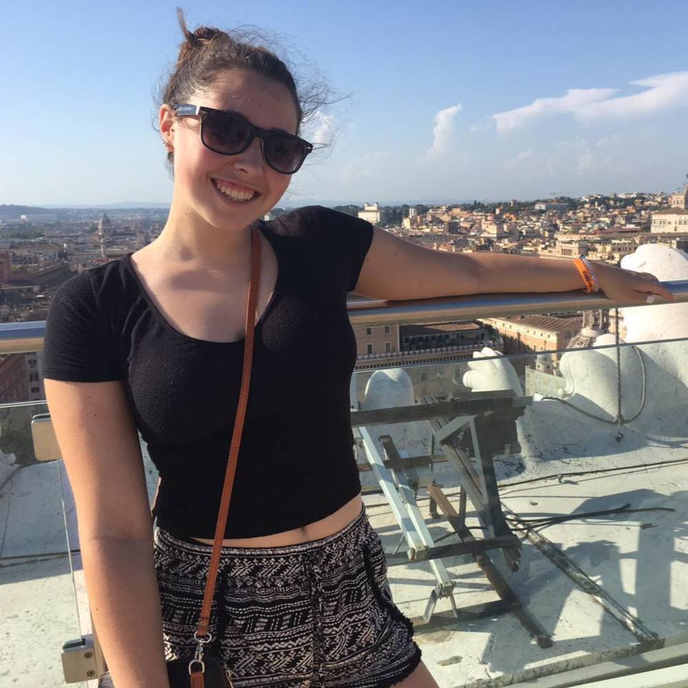 Meet your Posher, Amanda